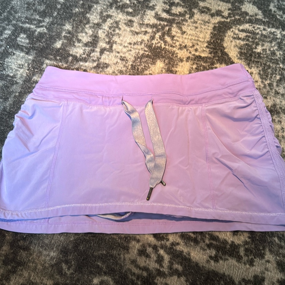 Purple lululemon skort - with back pocket